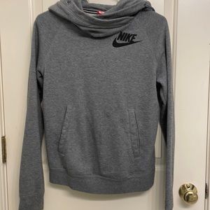 NIKE SWEATSHIRT